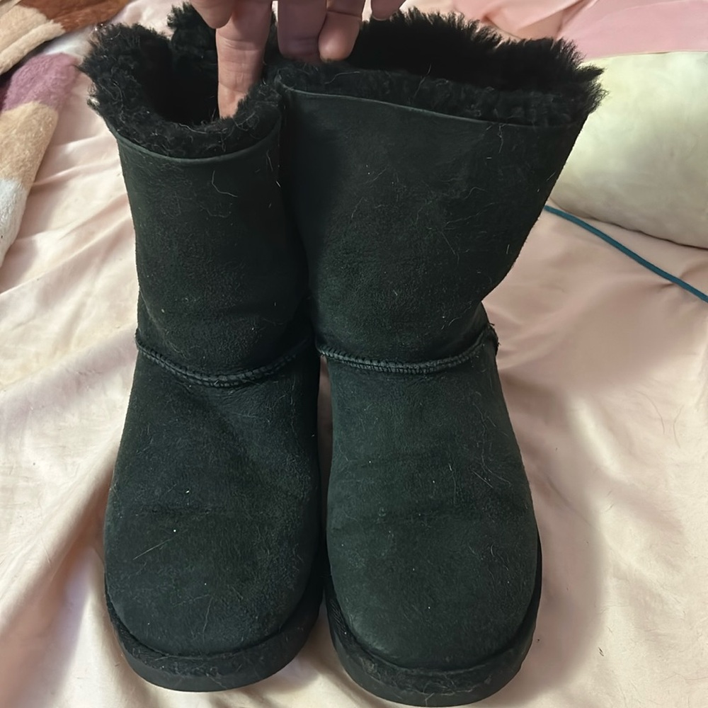 Bailey bow Uggs  size 7